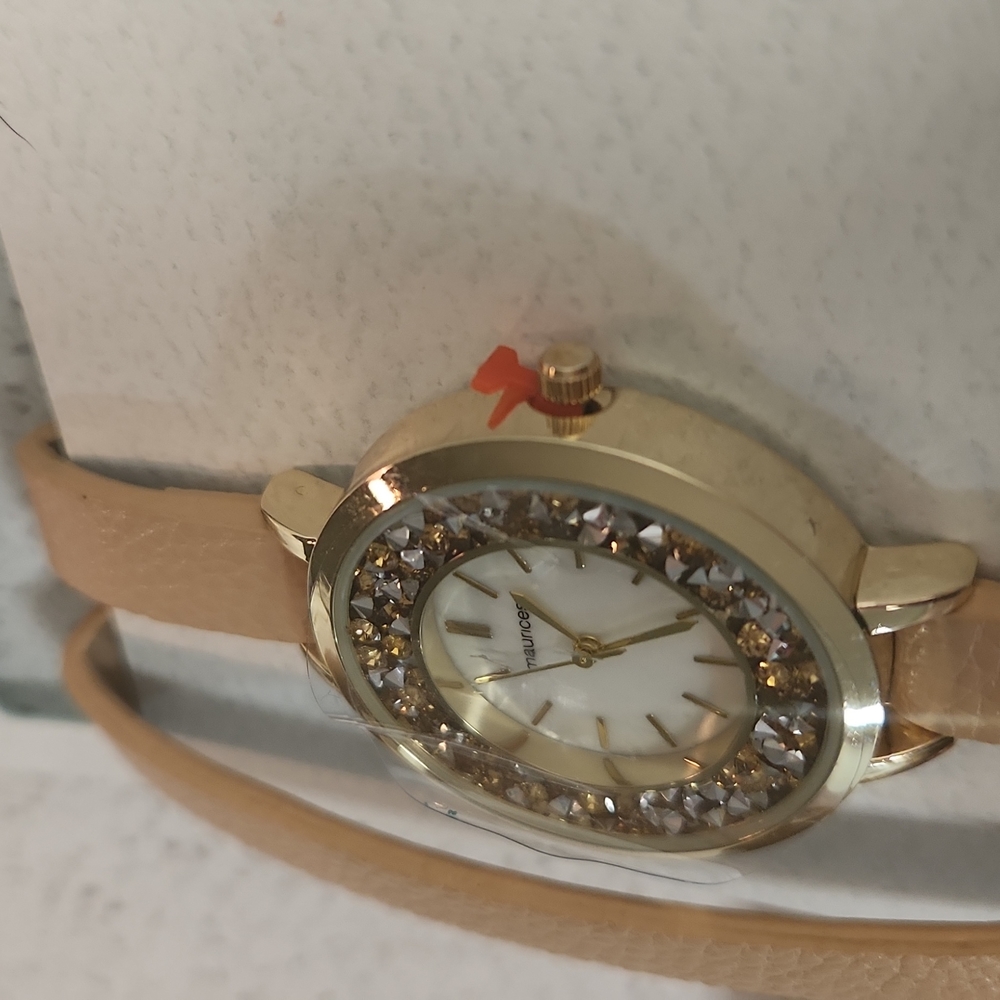 Maurices NWT Adjustable Bracelet Sparkle Watch Wrap. - Picture 3 of 6